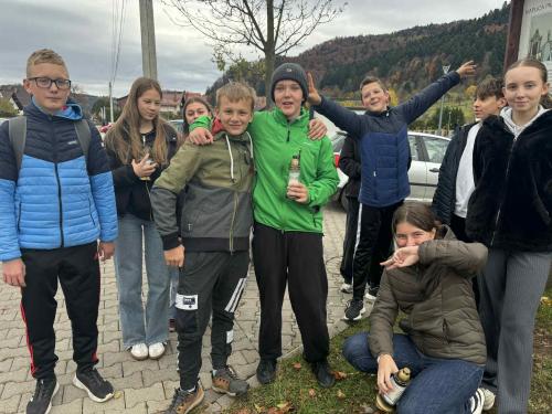 WOLONTARIUSZE PAMIĘTAJĄ O TYCH, KTÓRZY ODESZLI