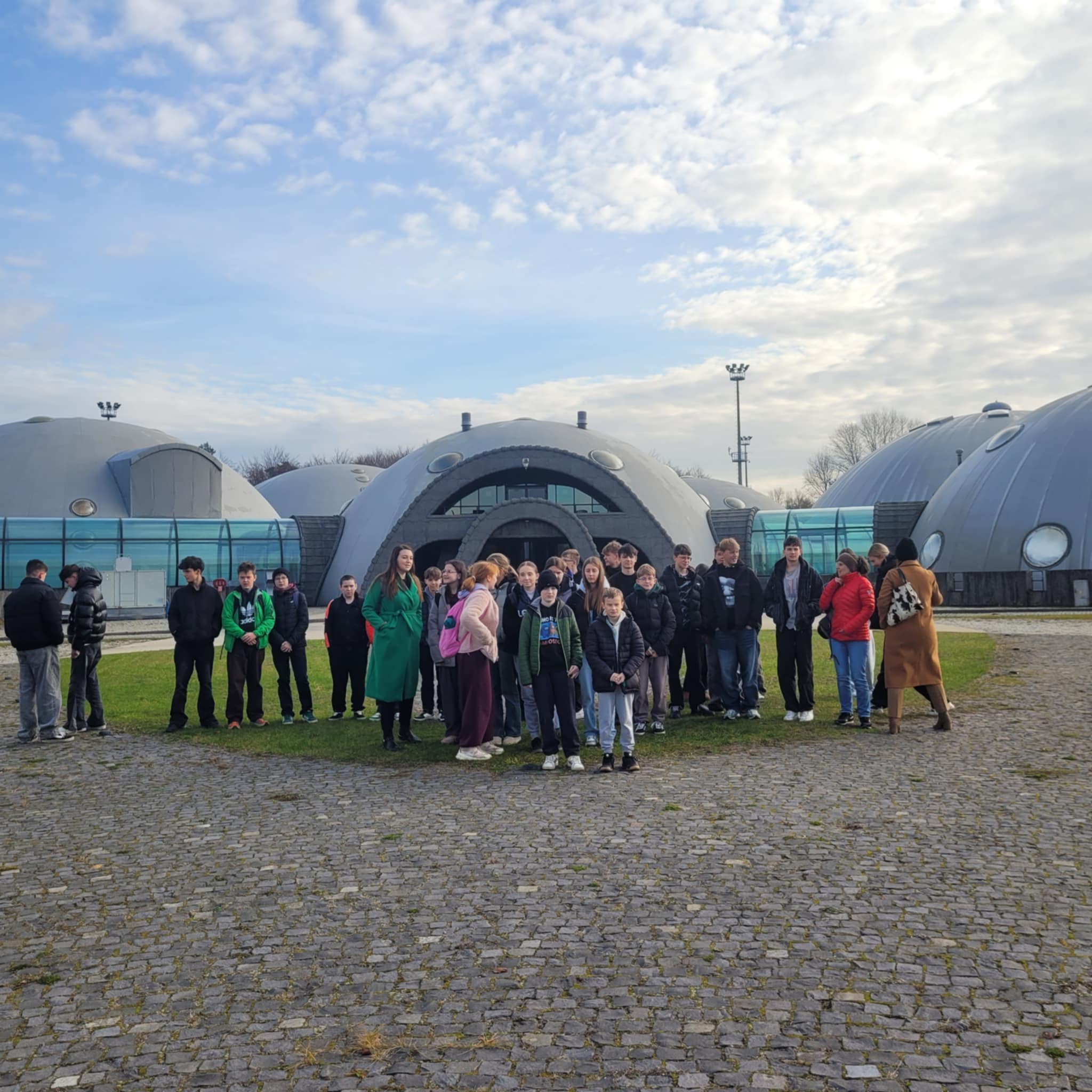 Relacja z wycieczki do Alwernia Planet i Centrum Edukacji Lotniczej w Krakowie